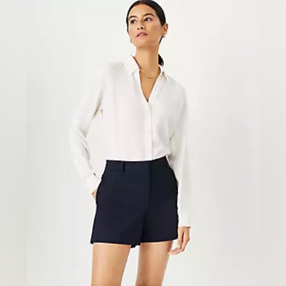 Ann Taylor NWT Navy Blue City Short 10